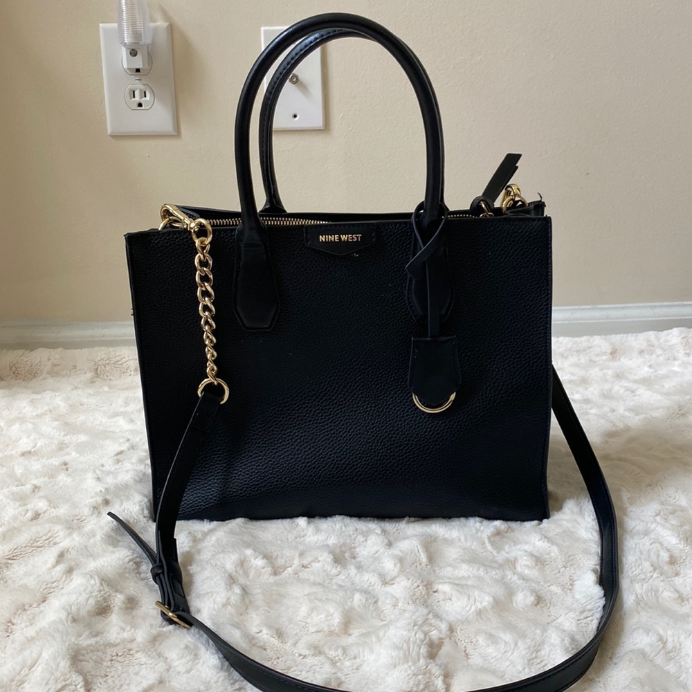 Beautiful black Nine West purse